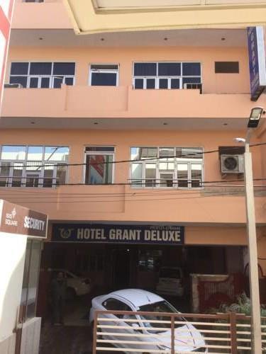 Hotel Grant Deluxe Mirát Kültér fotó