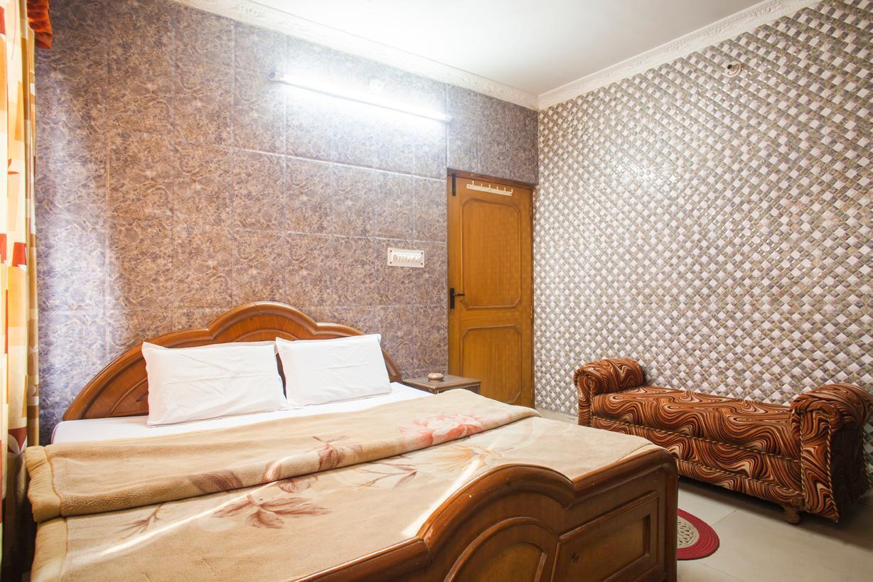 Hotel Grant Deluxe Mirát Kültér fotó